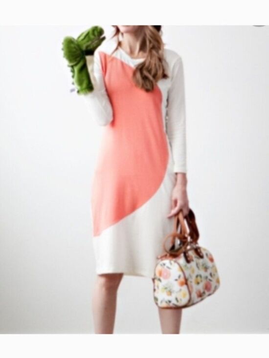 Sonnet James Dresses & Skirts - NWT Sonnet James A Play Dress Doutzen in Pale Orange and Cream Size XS